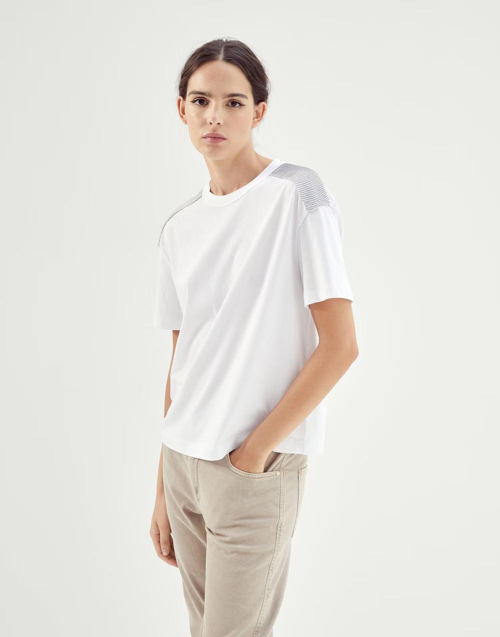 BRUNELLO CUCINELLI WOMEN'S WHITE SHORT-SLEEVE SHIRT WITH STRIPED SHOULDERS