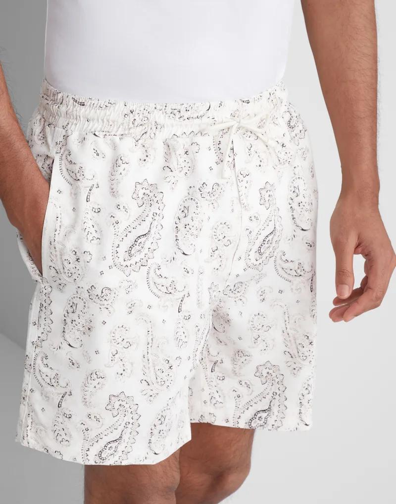 BRUNELLO CUCINELLI MEN'S WHITE PAISLEY TAILORED SHORTS