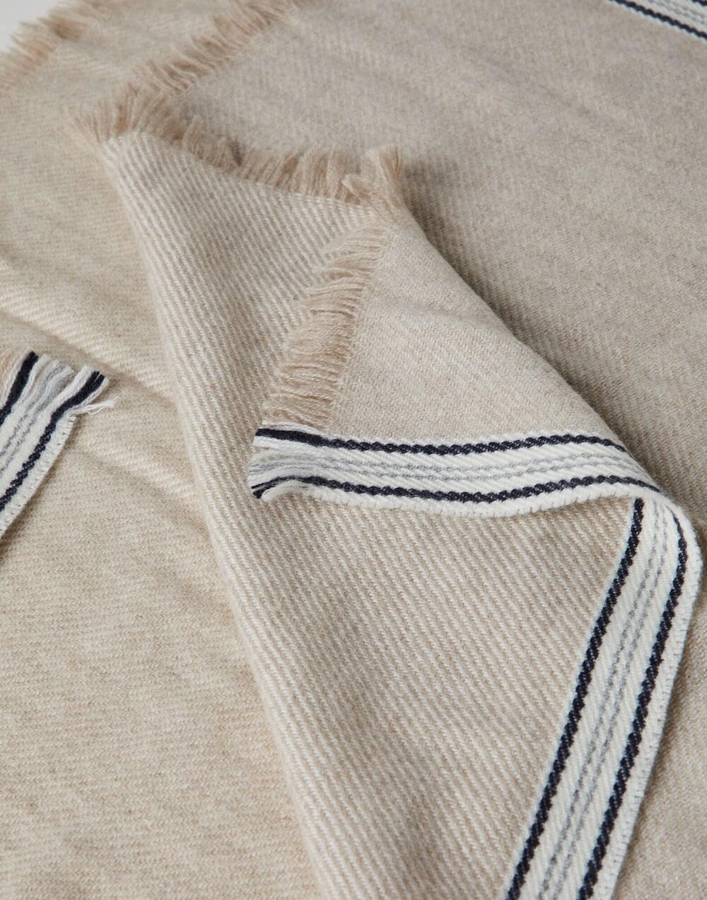BRUNELLO CUCINELLI MEN'S BEIGE WOOL SCARF