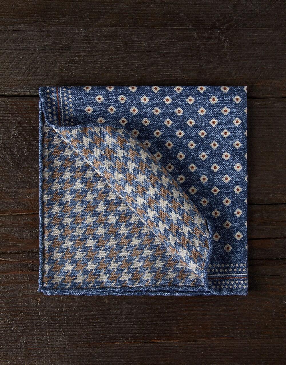 BRUNELLO CUCINELLI MEN'S BLUE CAMEL SILK POCKET SQUARE