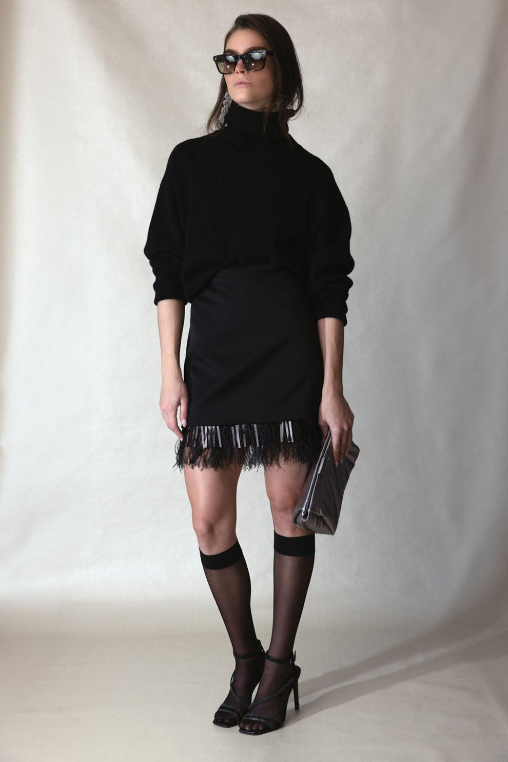 BRUNELLO CUCINELLI WOMEN'S BLACK SKIRT WITH FEATHER TRIM