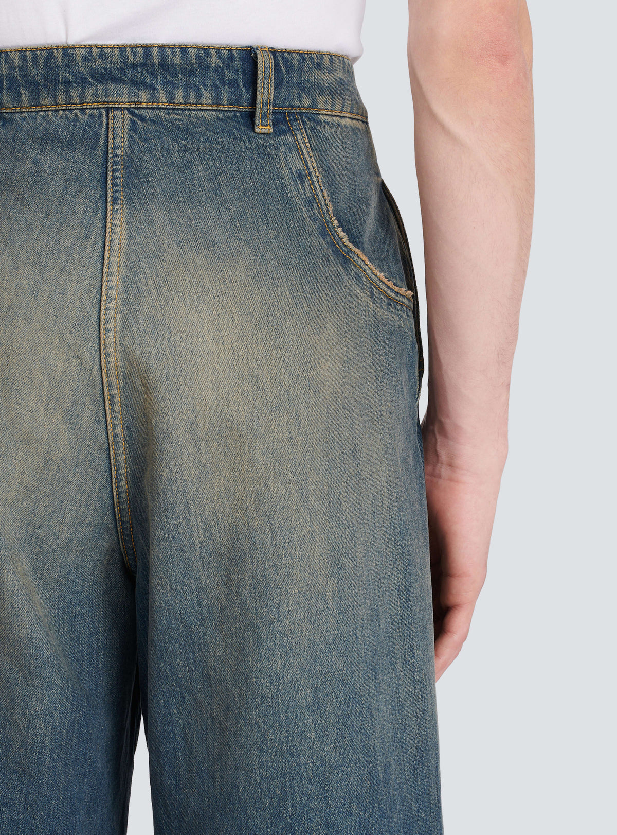 BALMAIN MEN'S LIGHT BLUE WIDE-LEG DENIM TROUSERS