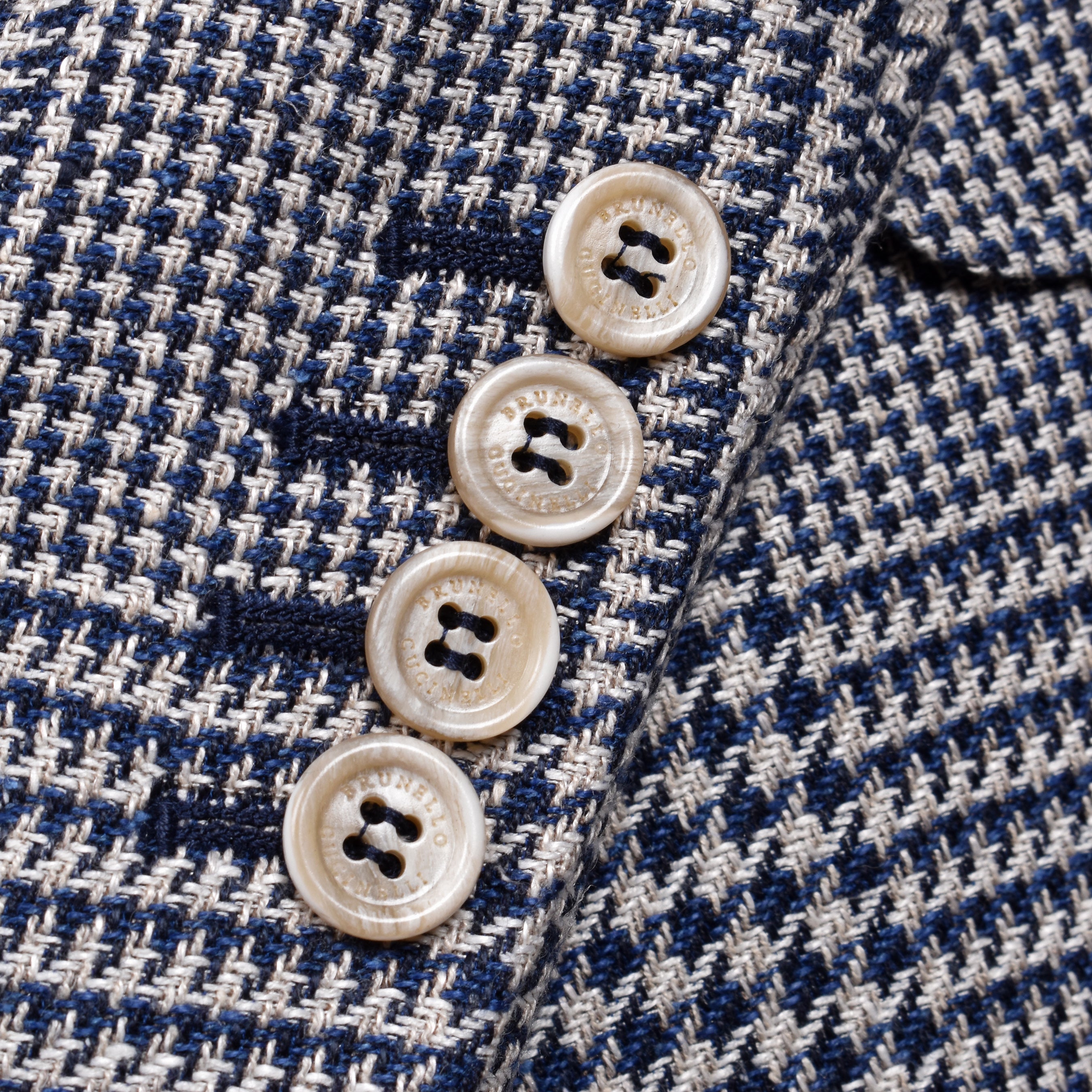 BRUNELLO CUCINELLI MEN'S GRAY SILK BLEND HOUNDSTOOTH BLAZER