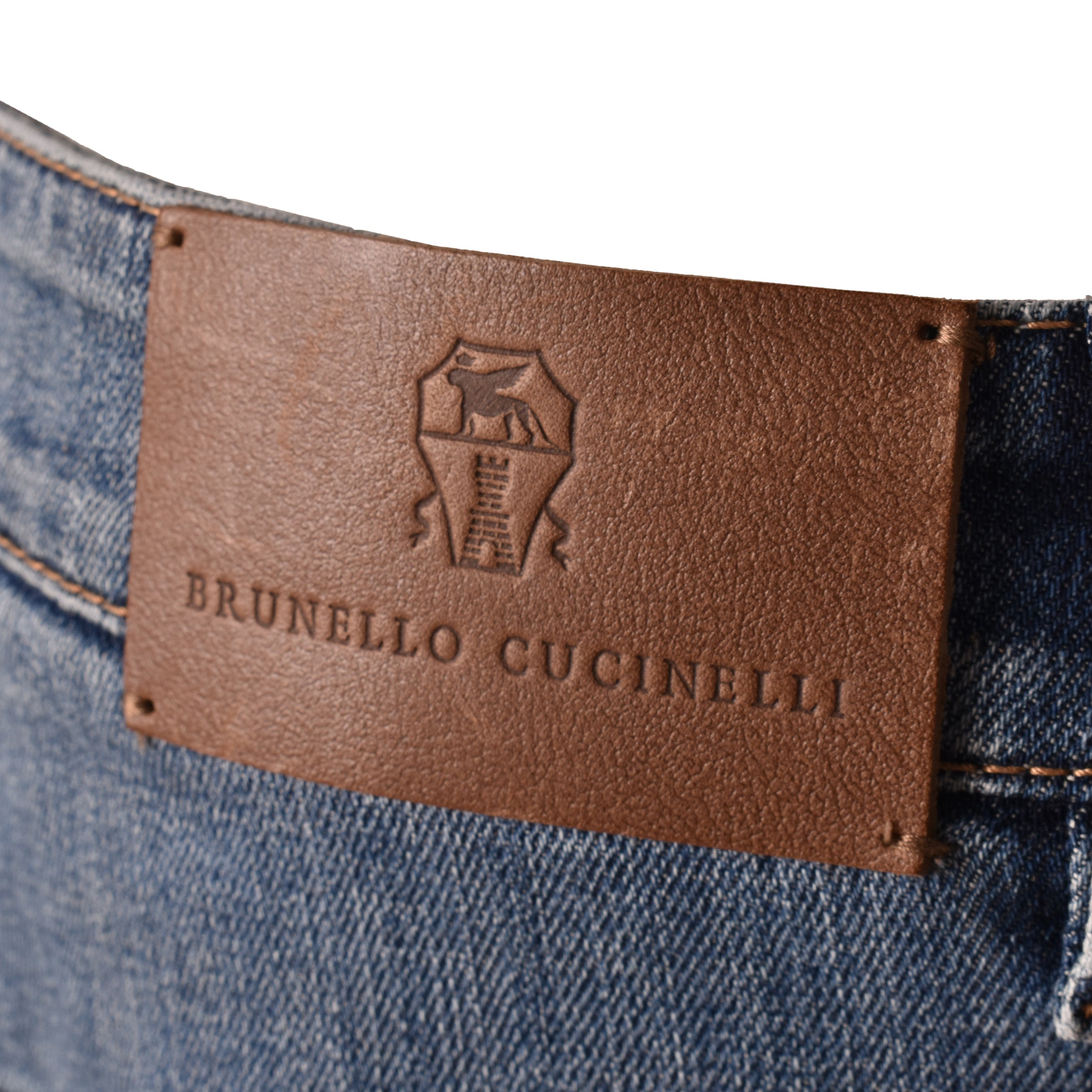 BRUNELLO CUCINELLI WOMEN'S SOFT BLUE TAPERED DENIM JEANS