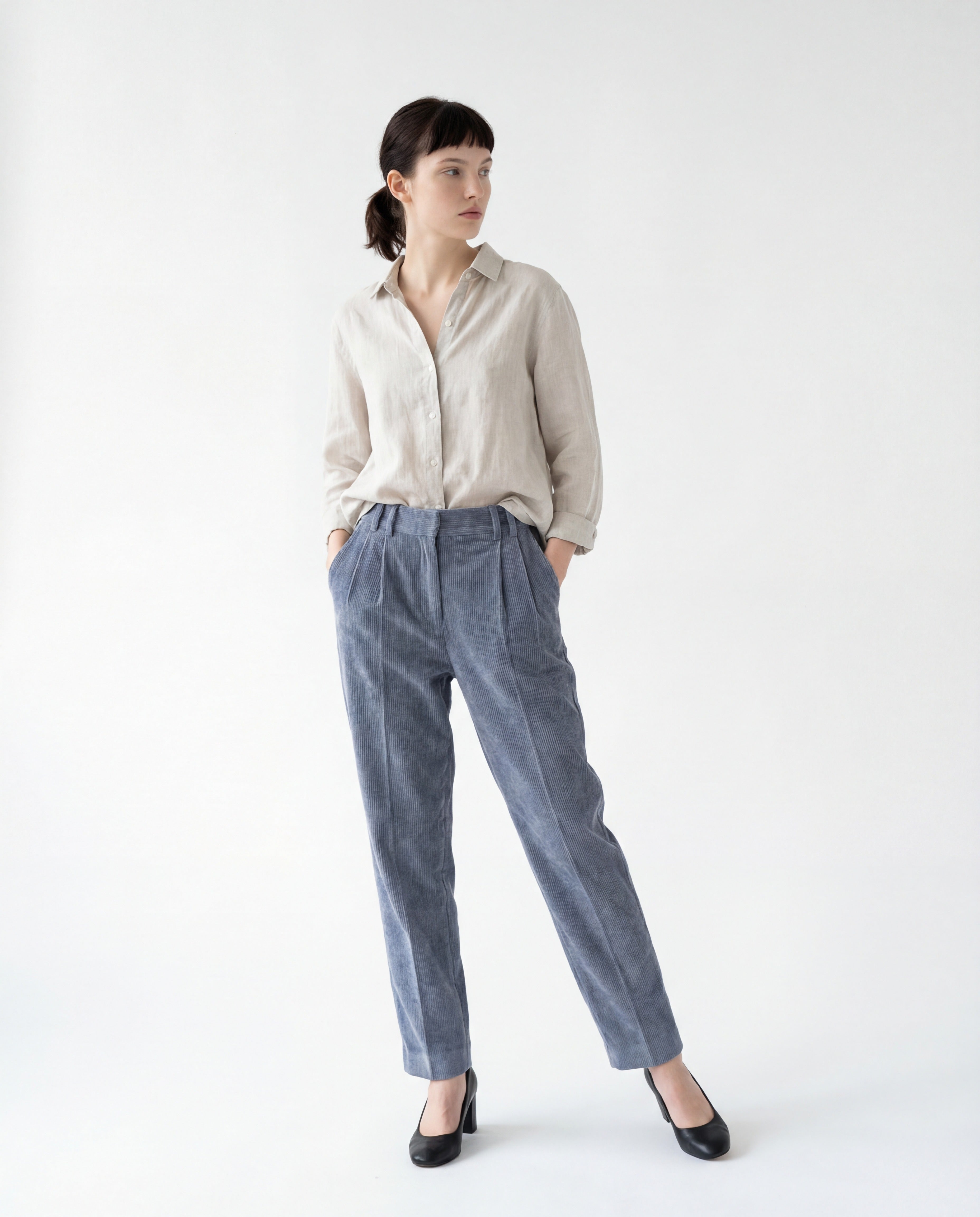BRUNELLO CUCINELLI WOMEN'S BLUE CORDUROY PLEATED TROUSERS