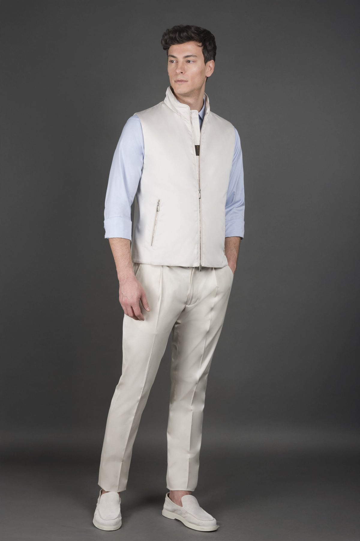 MOORER MEN'S OFF WHITE SLEEVELESS JACKET