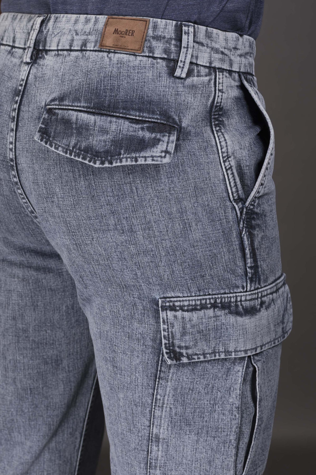 MOORER MEN'S LIGHT BLUE CARGO TROUSERS