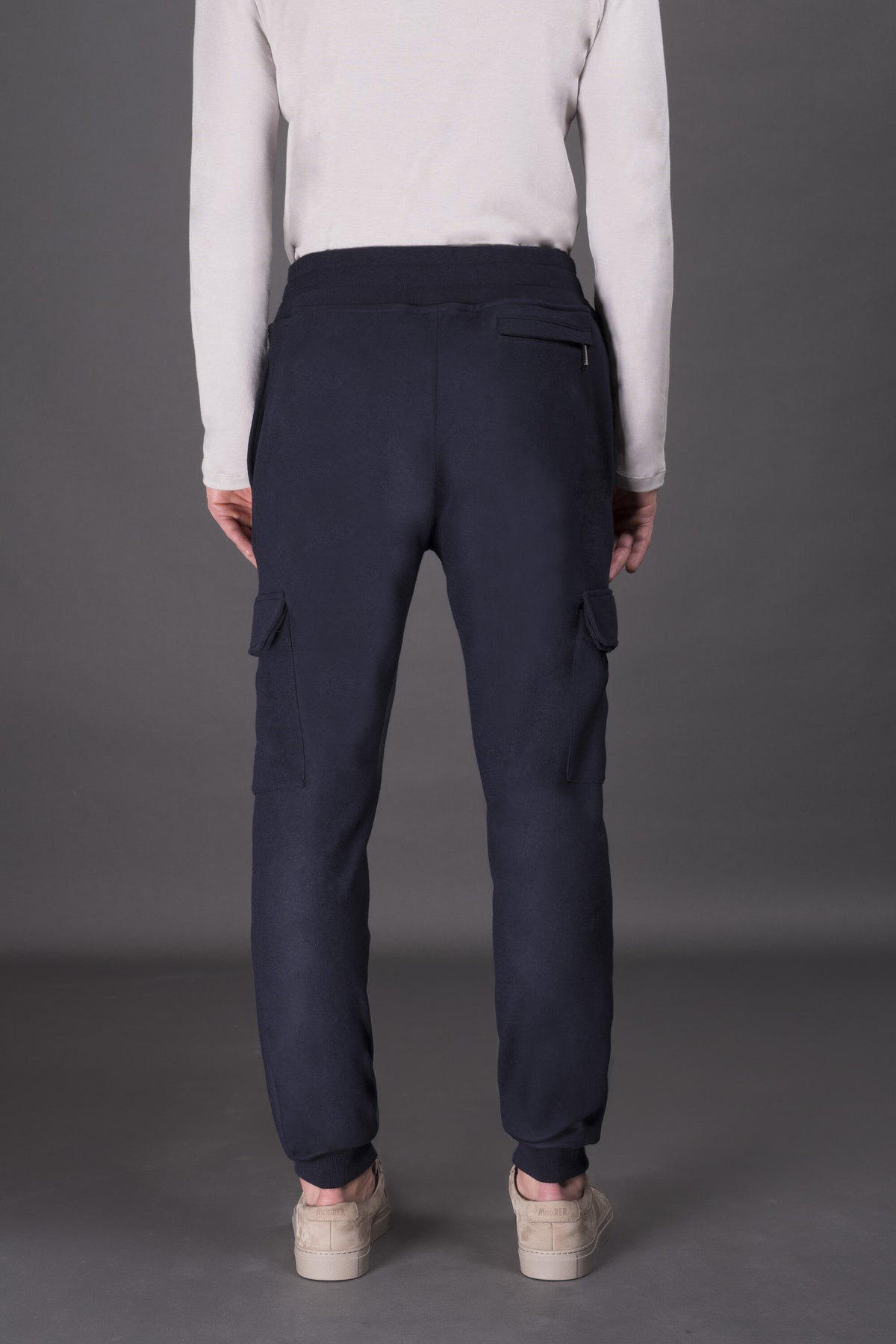 MOORER MEN'S DARK BLUE CARGO TROUSERS