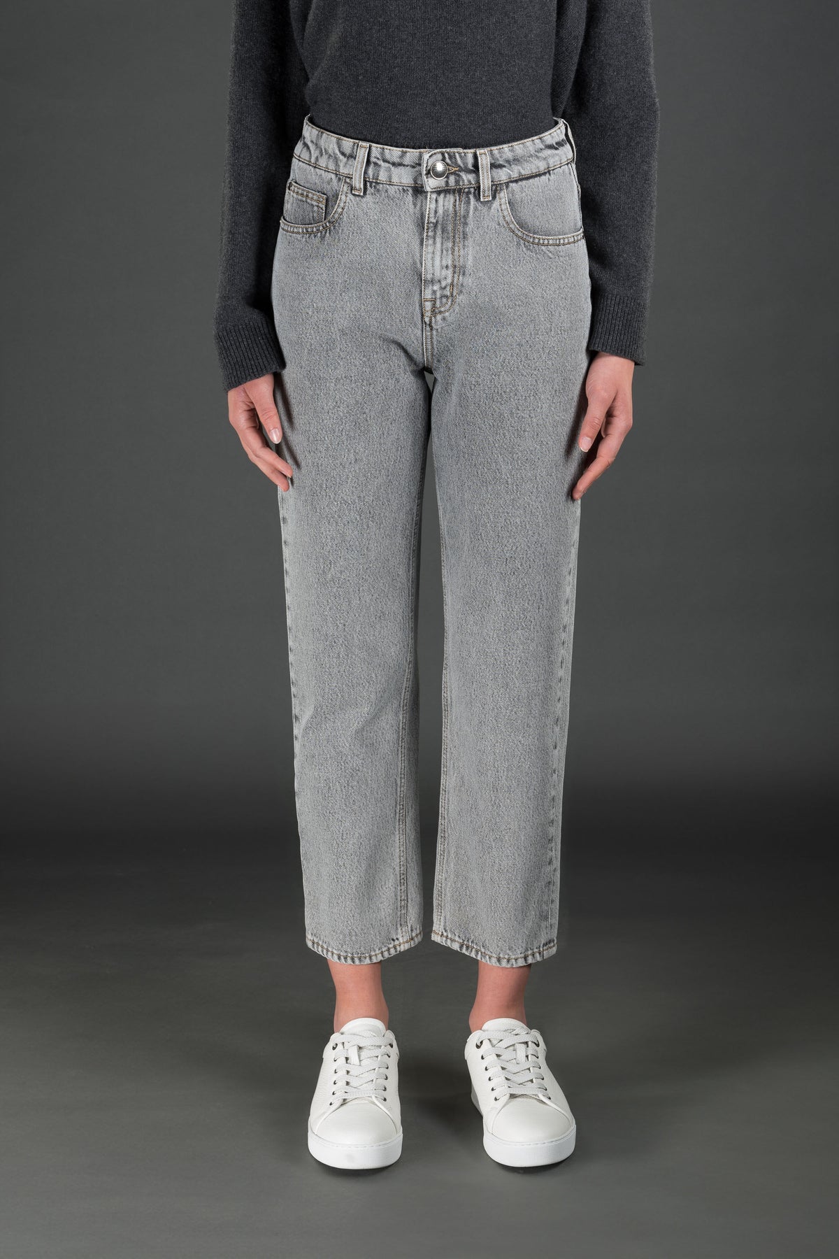 MOORER WOMEN'S LIGHT GREY STRAIGHT TROUSERS