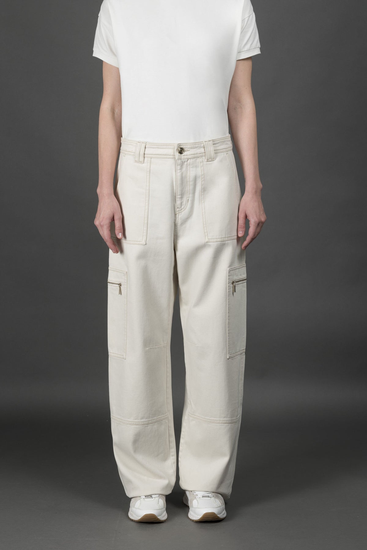 MOORER WOMEN'S OFF WHITE RELAXED CARGO TROUSERS