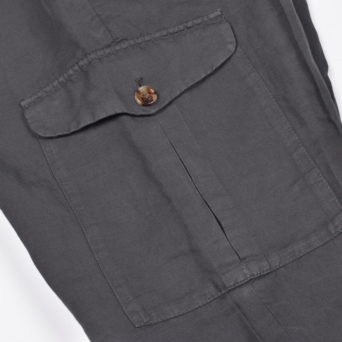 BRUNELLO CUCINELLI MEN'S DARK GREY LINEN TROUSERS