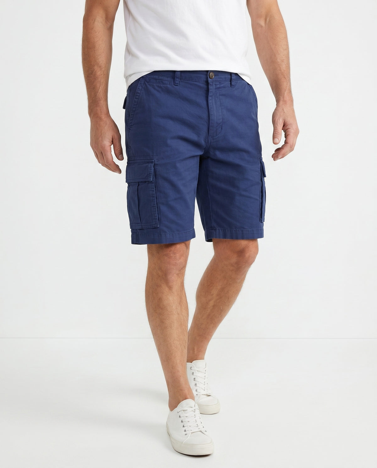 BRUNELLO CUCINELLI MEN'S BLUE LINEN BLEND SHORTS