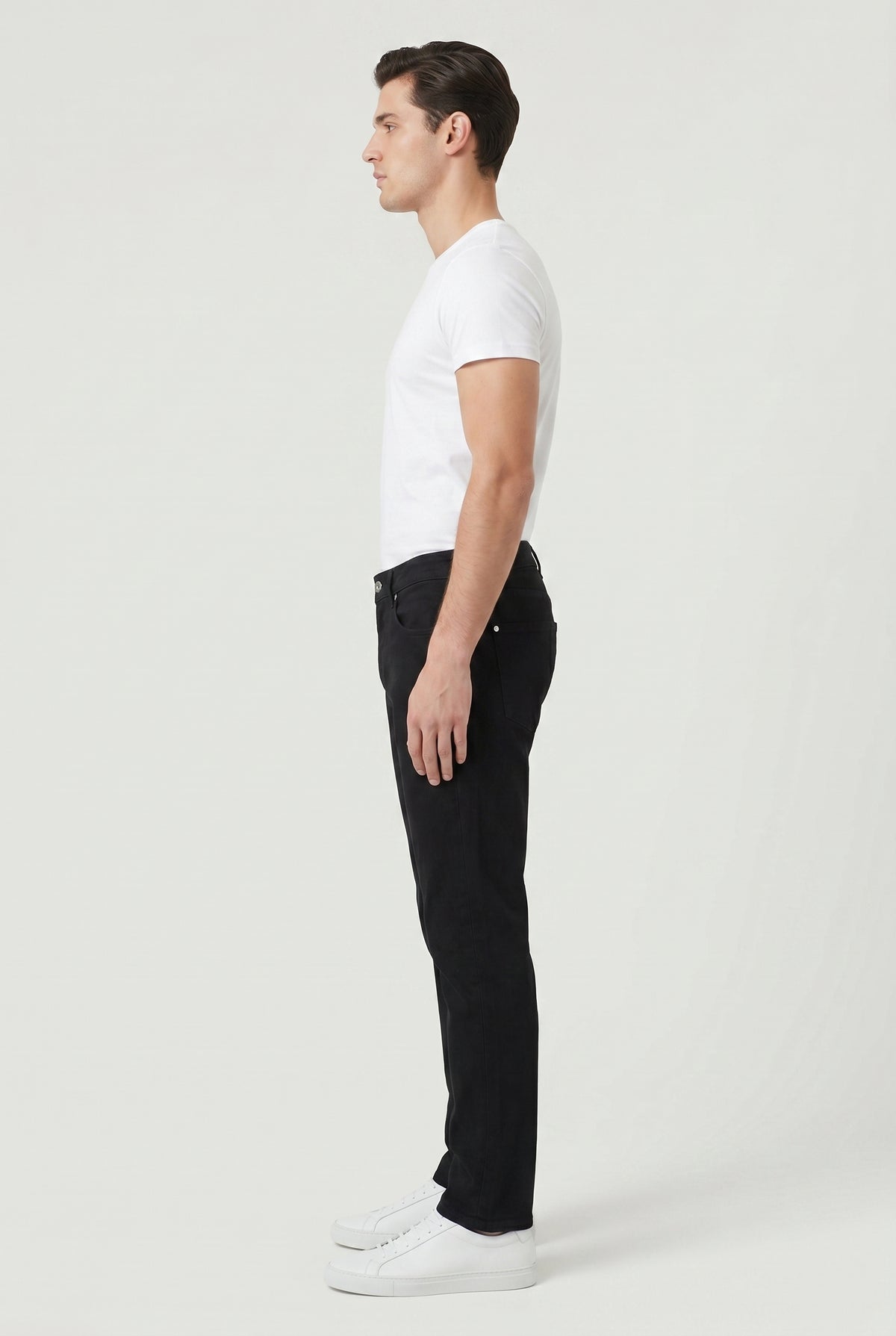 BRUNELLO CUCINELLI MEN'S BLACK LEISURE FIT TROUSERS