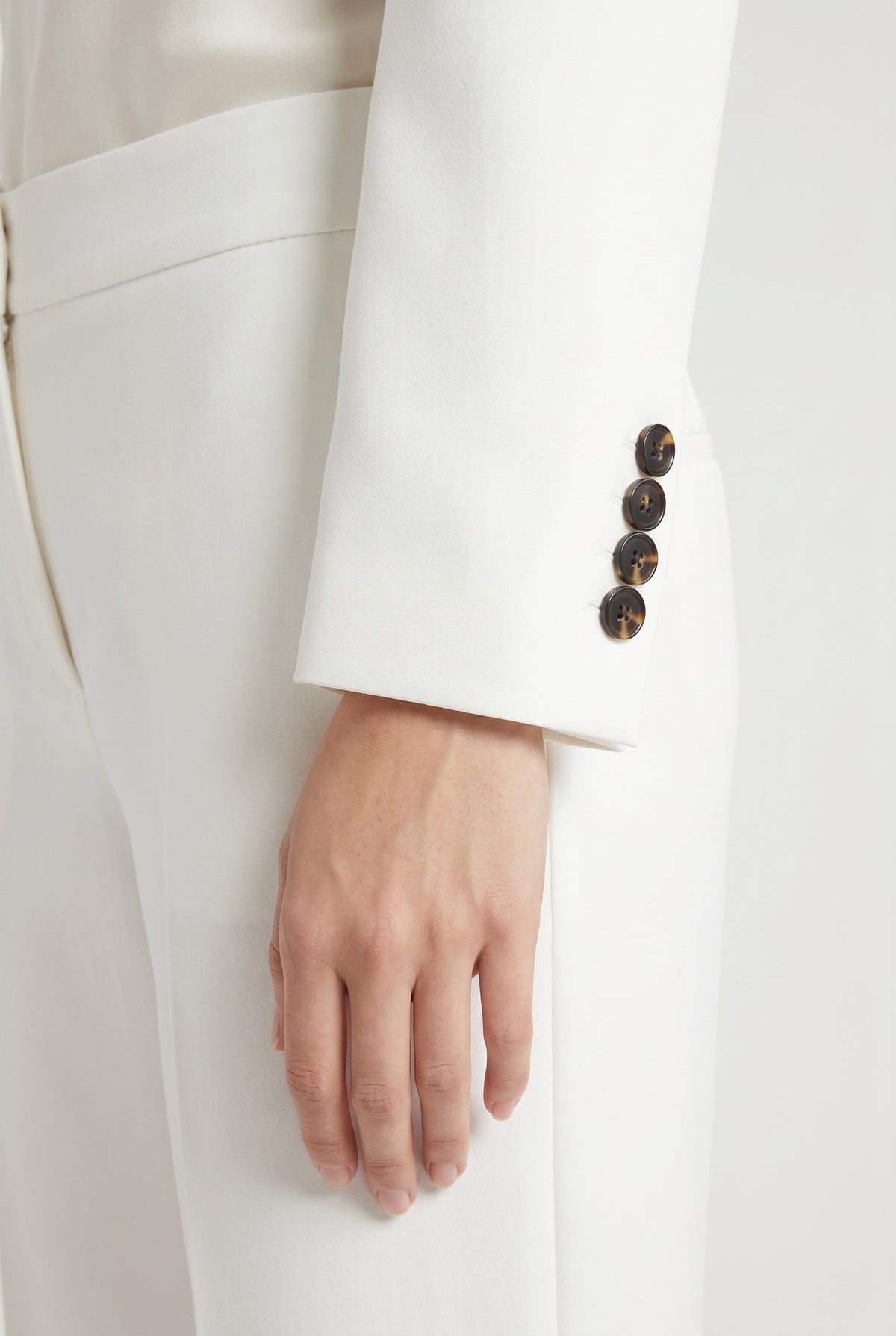 BRUNELLO CUCINELLI WOMEN'S WHITE DOUBLE BREASTED JACKET