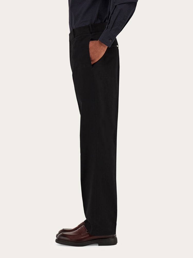 FERRAGAMO MEN'S BLACK TAILORED COTTON TROUSERS