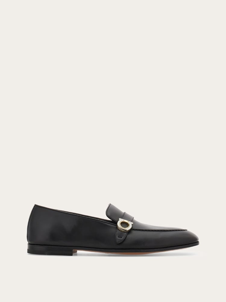 FERRAGAMO MEN'S BLACK CALF LEATHER LOAFERS