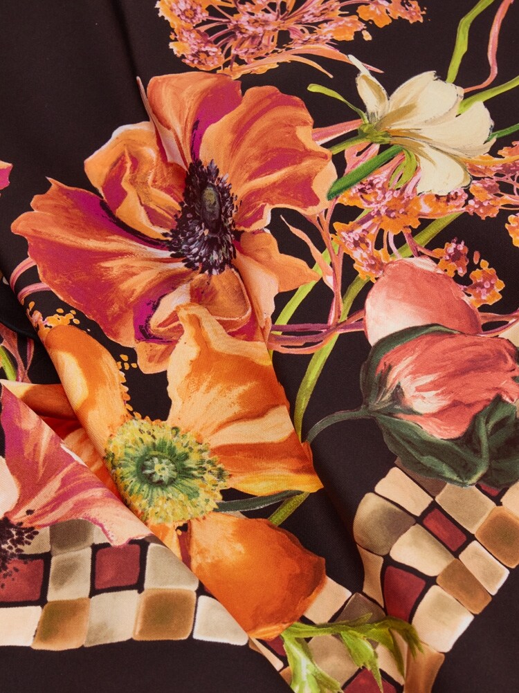FERRAGAMO WOMEN'S BLACK FLORAL SILK SCARF