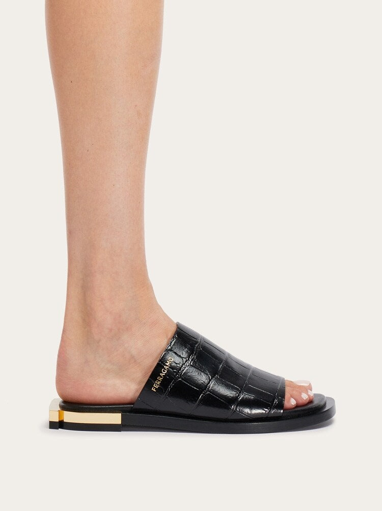 FERRAGAMO WOMEN'S BLACK CALF LEATHER SLIDE SHOES