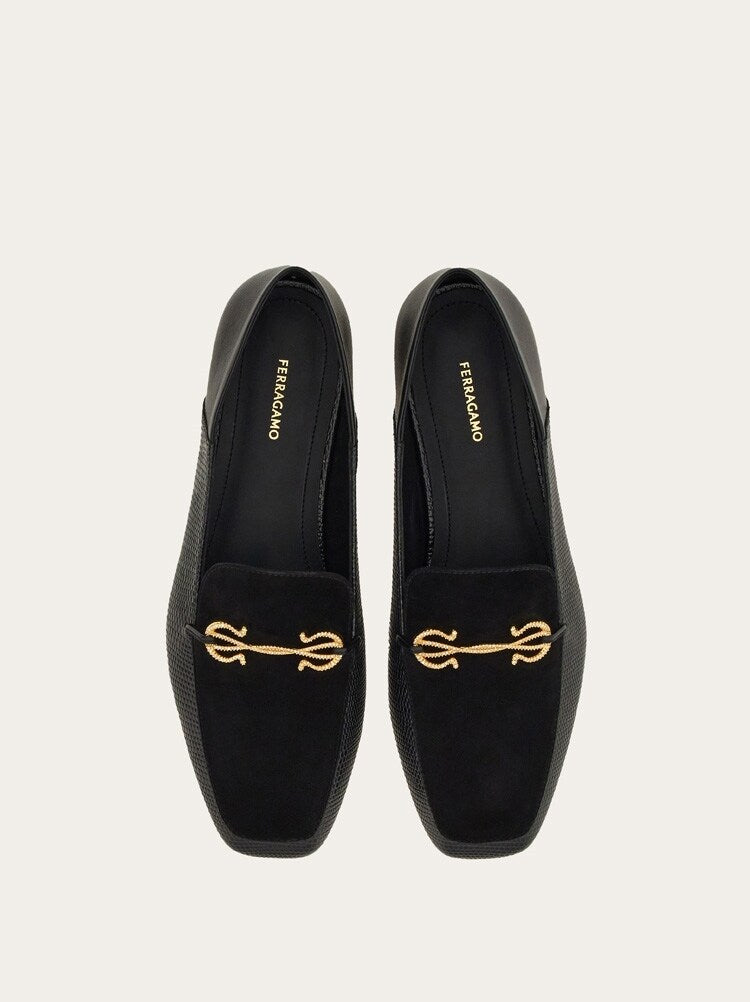 FERRAGAMO WOMEN'S BLACK LEATHER LOAFER SHOES