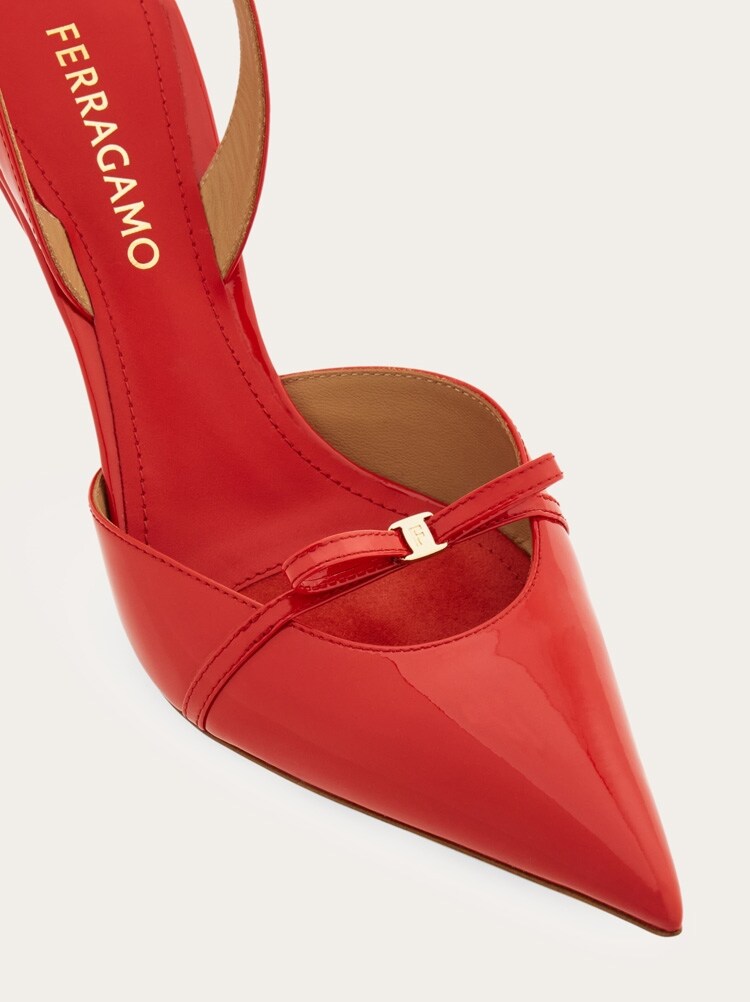 FERRAGAMO WOMEN'S RED PATENT LEATHER SHOES
