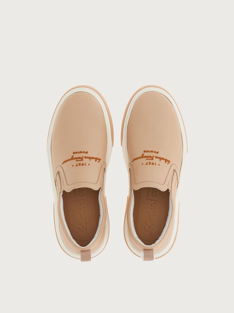 FERRAGAMO WOMEN'S BEIGE LEATHER SLIP ON SHOES