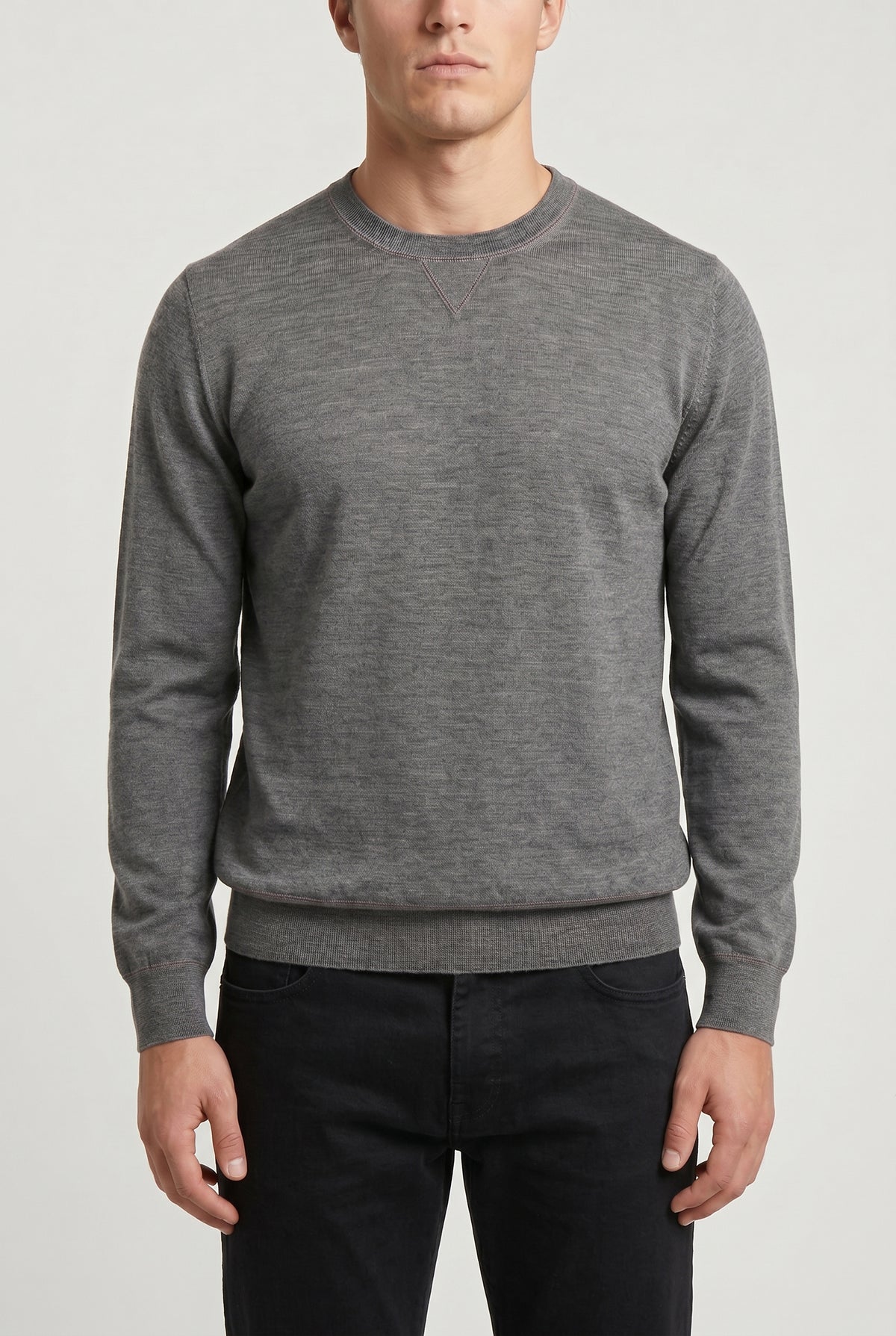 BRUNELLO CUCINELLI MEN'S GREY CASHMERE SILK CREWNECK SWEATER
