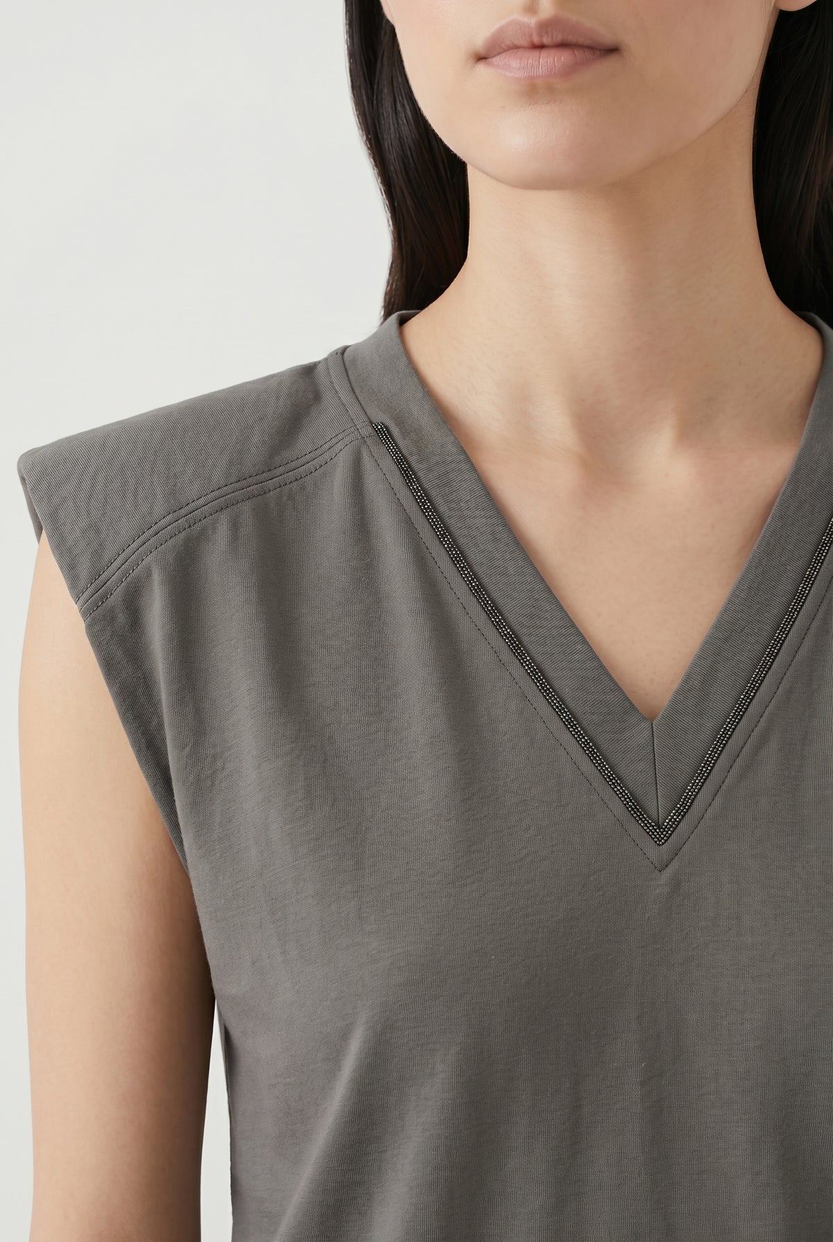 BRUNELLO CUCINELLI WOMEN'S DARK GREY SLEEVELESS SHIRT