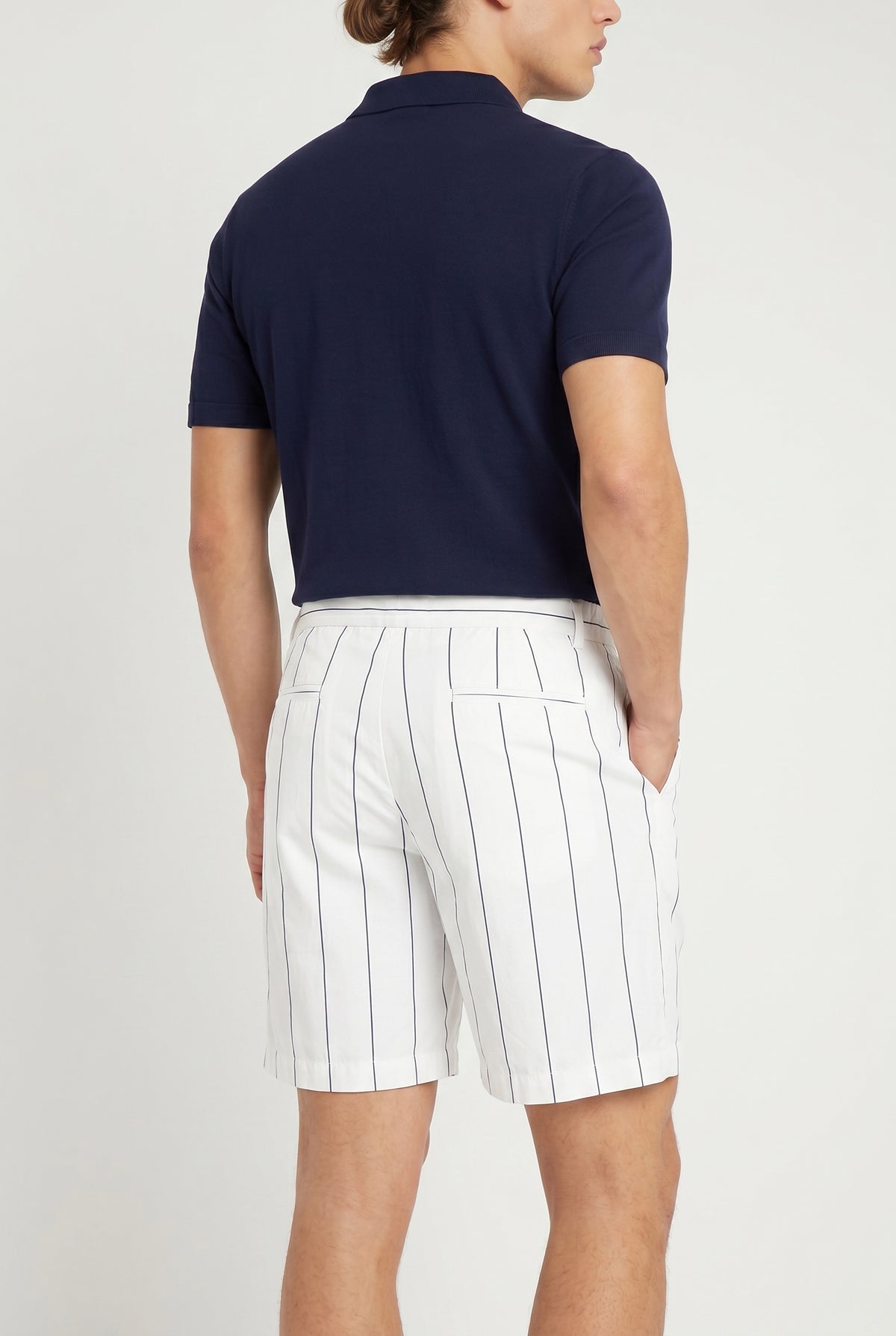 BRUNELLO CUCINELLI MEN'S WHITE STRIPED TAILORED SHORTS