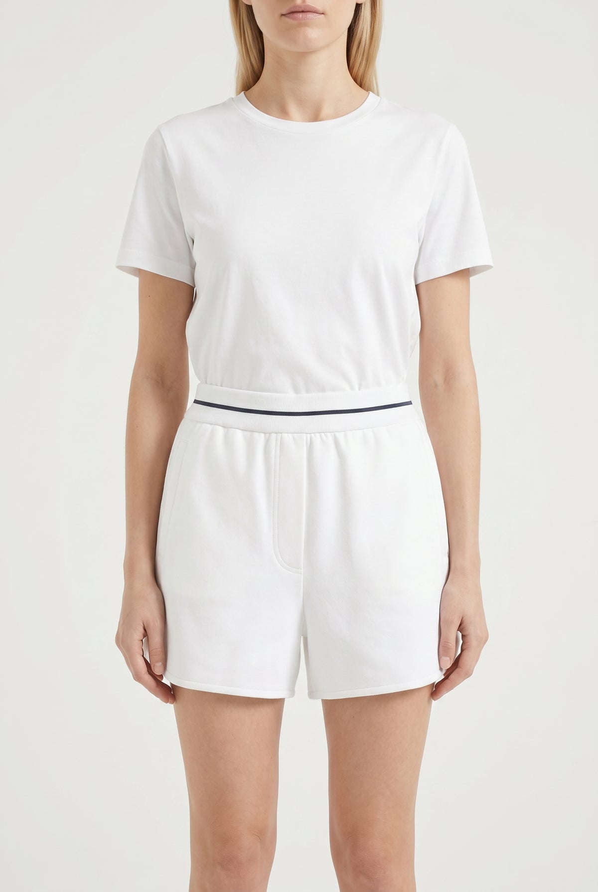BRUNELLO CUCINELLI WOMEN'S WHITE RELAXED COTTON SHORTS