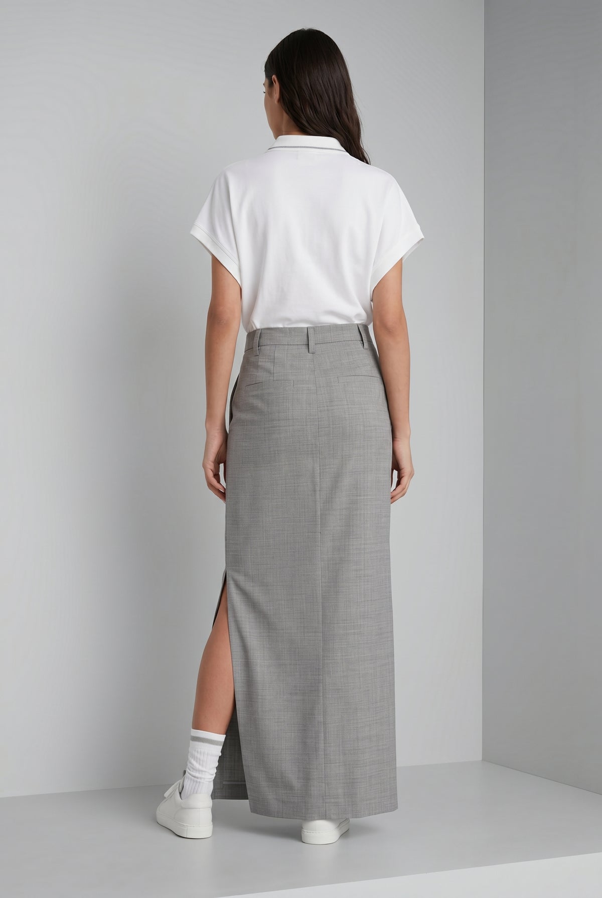 BRUNELLO CUCINELLI WOMEN'S LIGHT GREY WOOL SKIRT