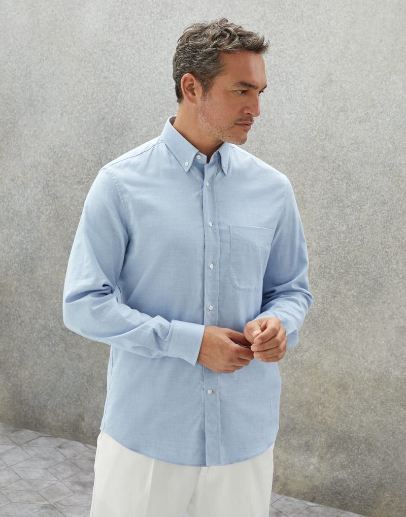 BRUNELLO CUCINELLI MEN'S SKY BLUE COTTON BUTTON DOWN SHIRT