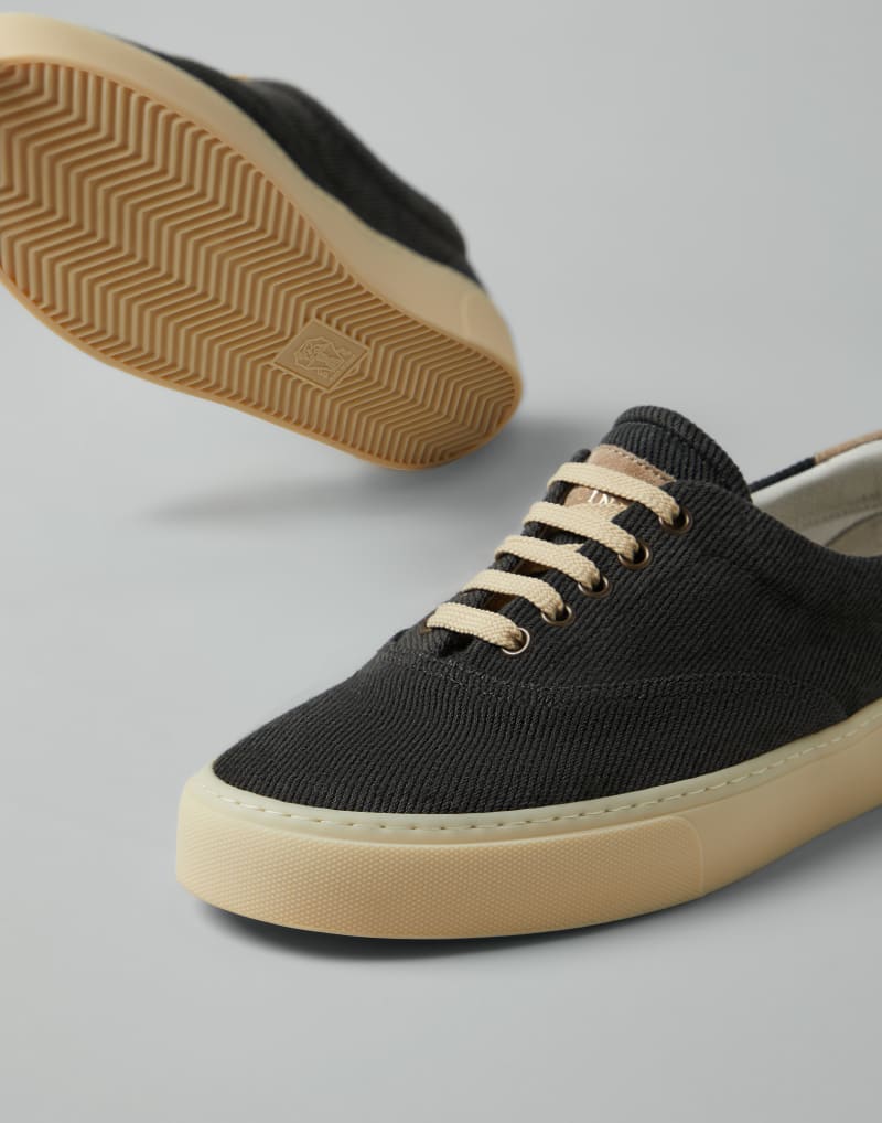 BRUNELLO CUCINELLI MEN'S ANTHRACITE AND NOISETTE LOW TOP SNEAKERS