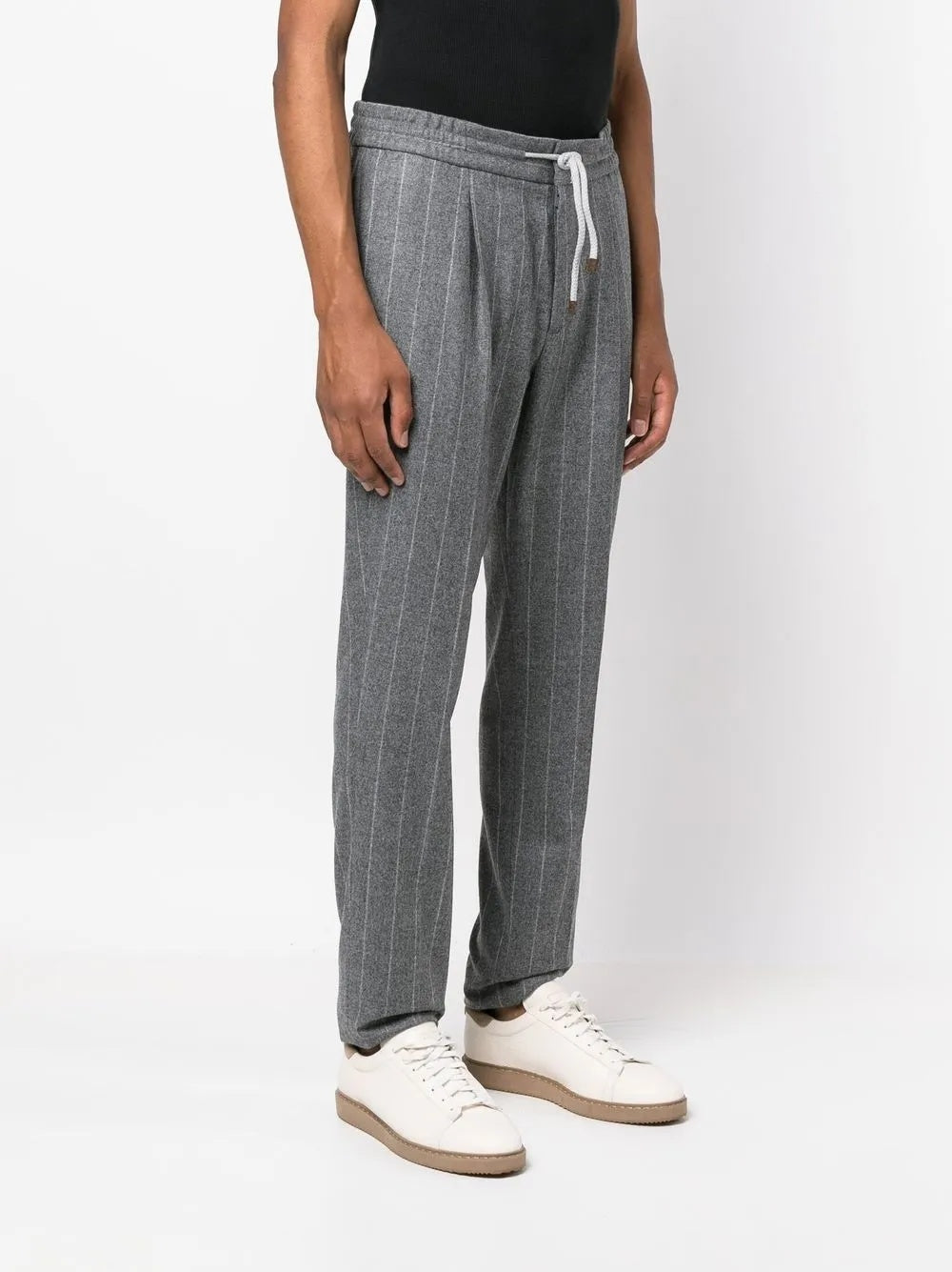 BRUNELLO CUCINELLI MEN'S GREY PINSTRIPE DRAWSTRING TROUSERS