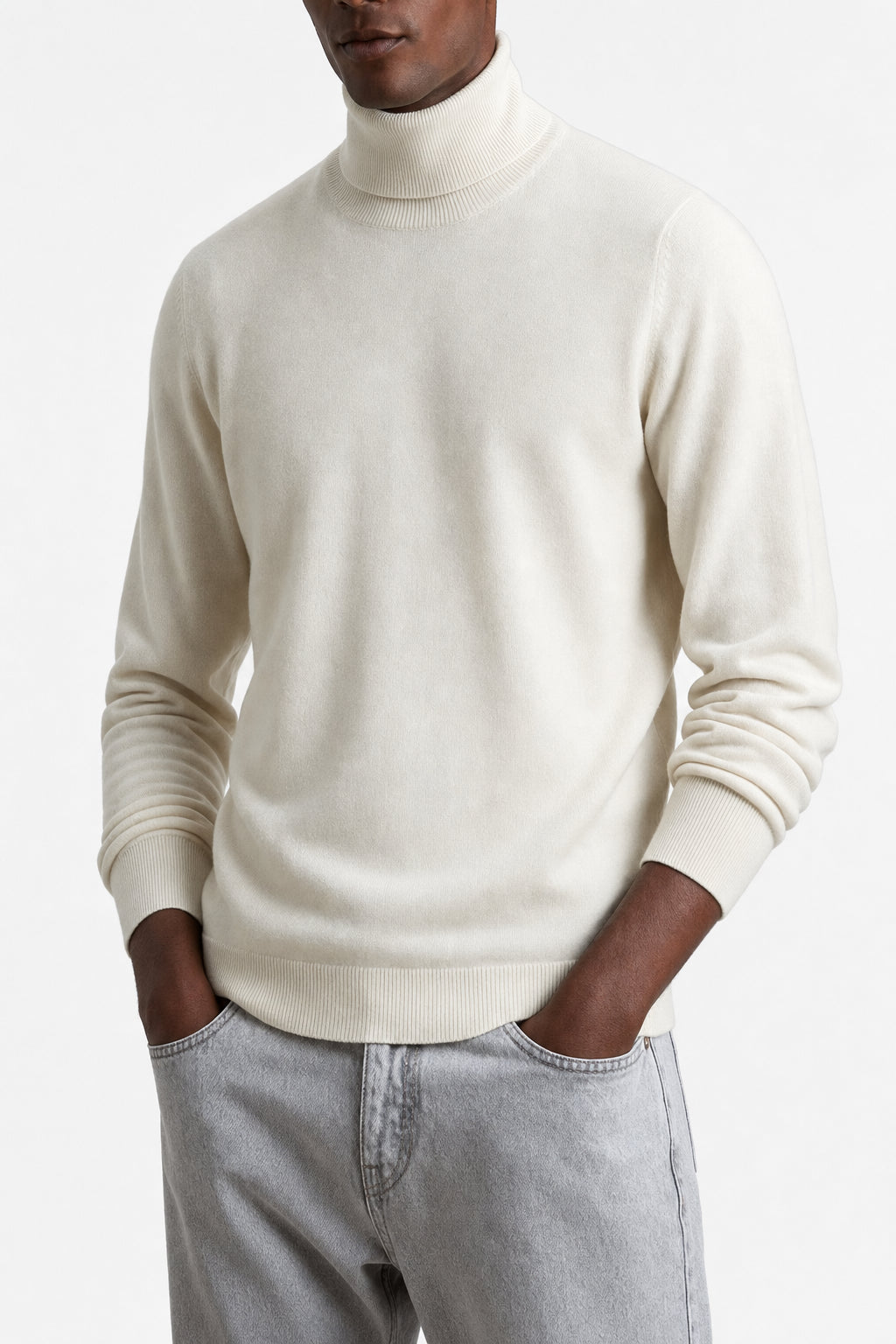 BRUNELLO CUCINELLI MEN'S IVORY WOOL TURTLENECK SWEATER