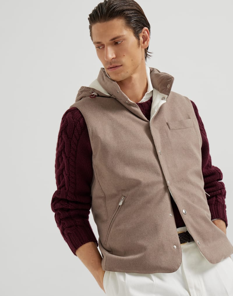 BRUNELLO CUCINELLI MEN'S HAZELNUT WOOL HOODED VEST