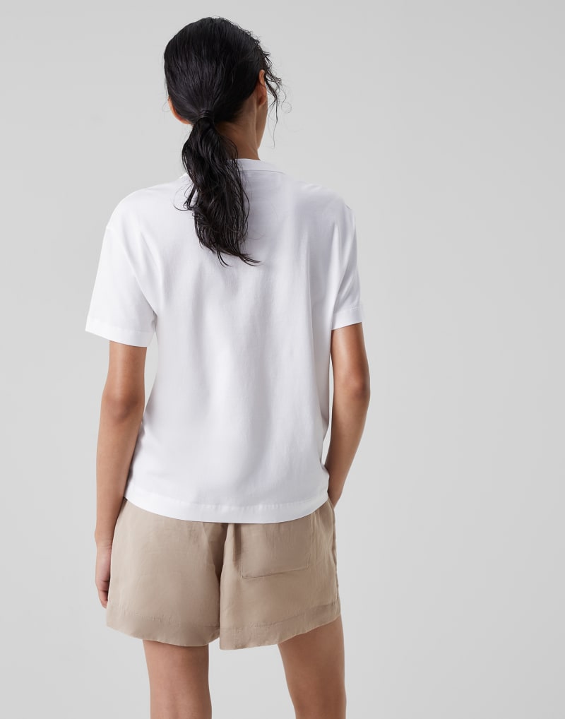 BRUNELLO CUCINELLI WOMEN'S WHITE COTTON SHORT SLEEVE LOGO SHIRT