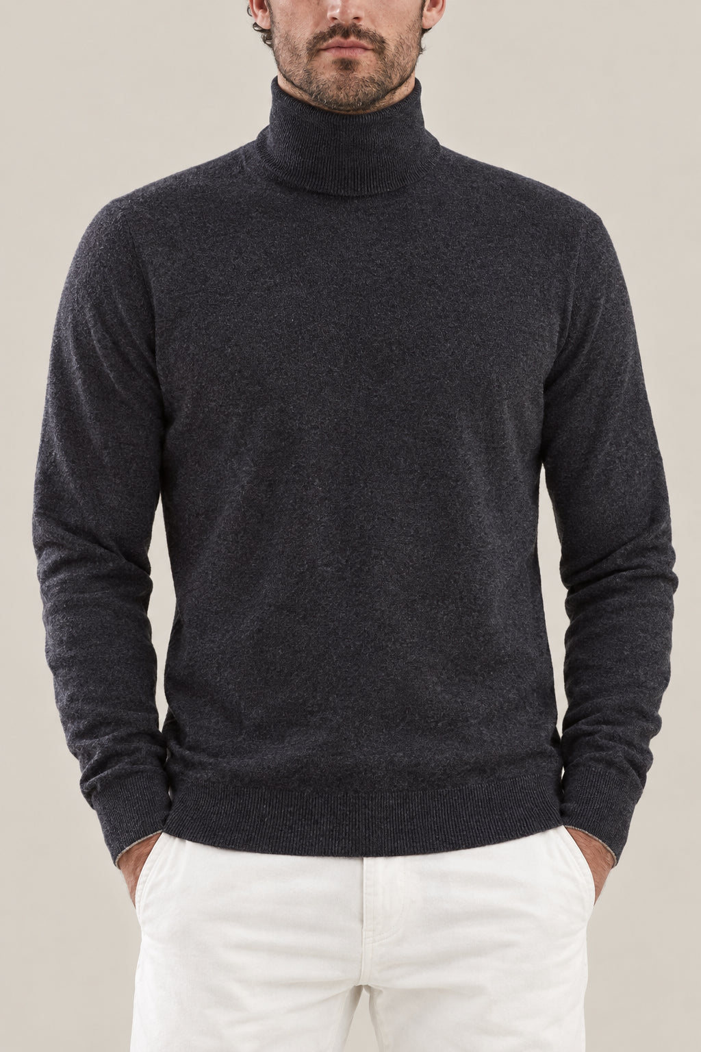 BRUNELLO CUCINELLI MEN'S CHARCOAL WOOL TURTLENECK SWEATER