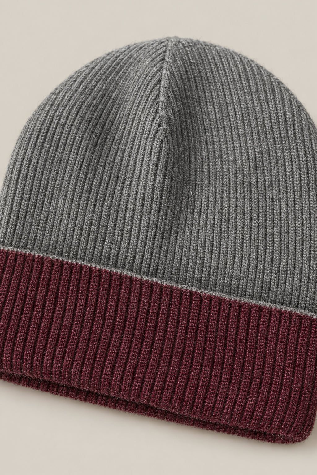 BRUNELLO CUCINELLI MEN'S DARK GREY WOOL RIBBED KNIT HAT