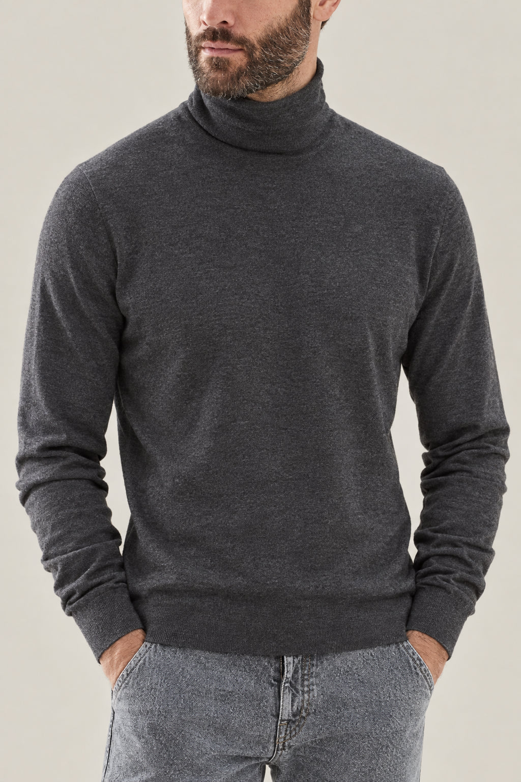 BRUNELLO CUCINELLI MEN'S VOLCANO WOOL SILK TURTLENECK