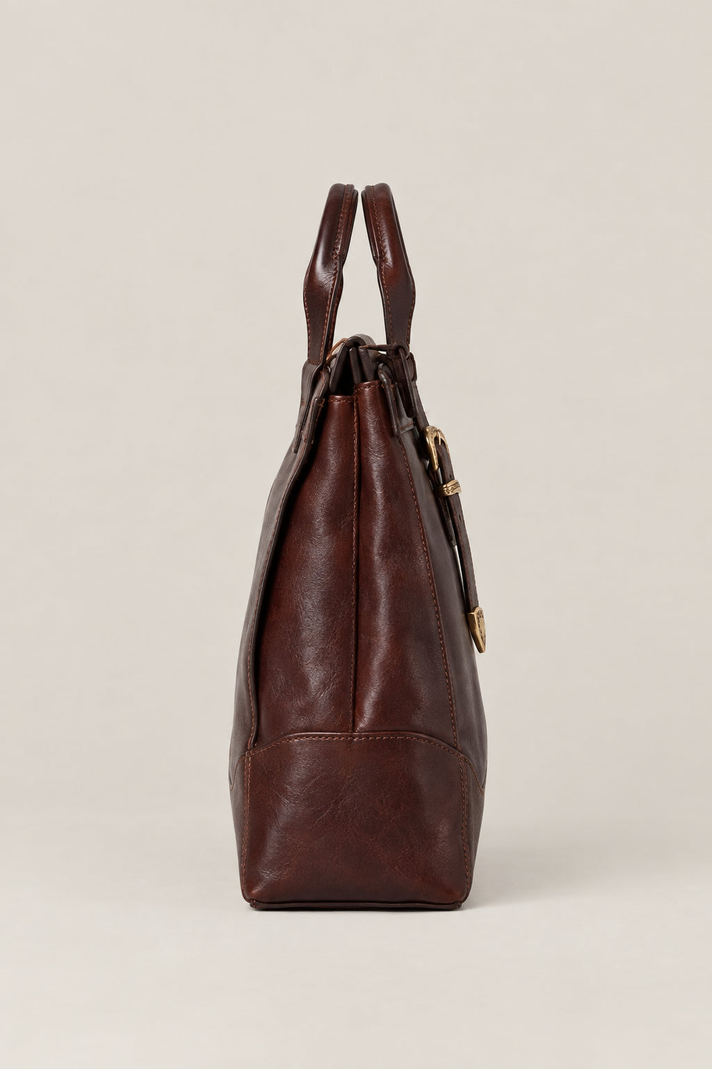 BRUNELLO CUCINELLI MEN'S BURGUNDY LEATHER BUCKLE BAG