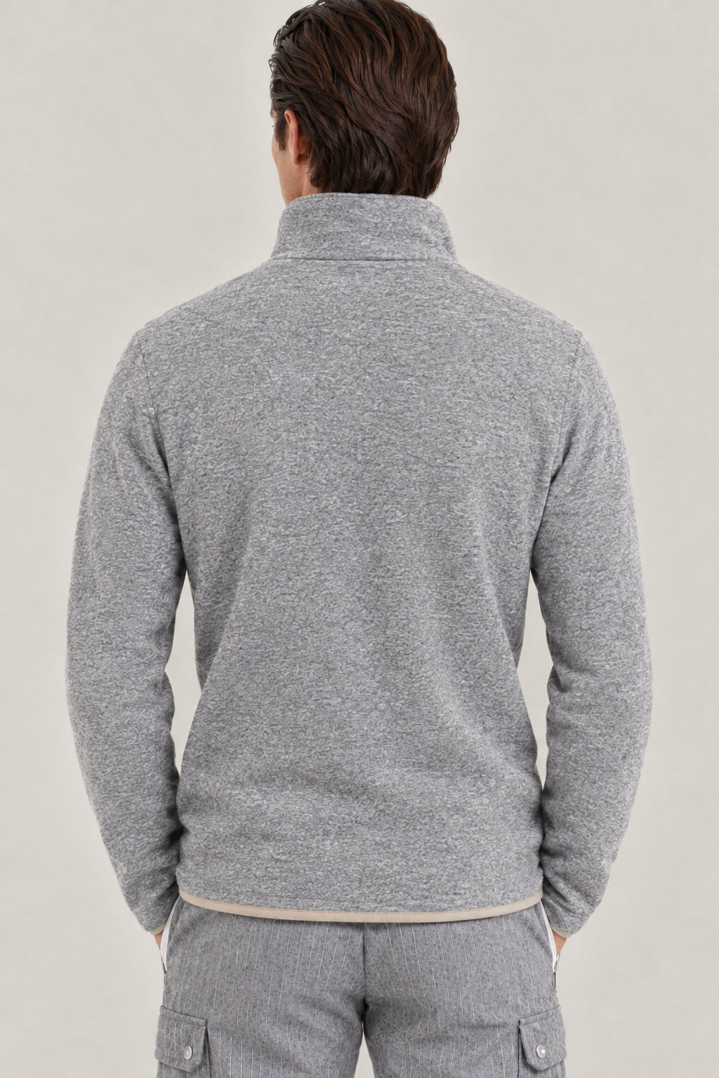 BRUNELLO CUCINELLI MEN'S GREY WOOL BLEND SWEATER