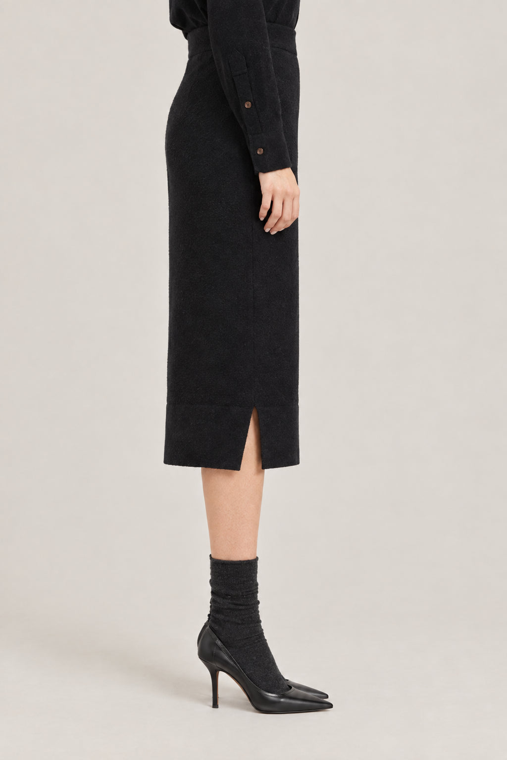 BRUNELLO CUCINELLI WOMEN'S BLACK WOOL KNIT MIDI SKIRT