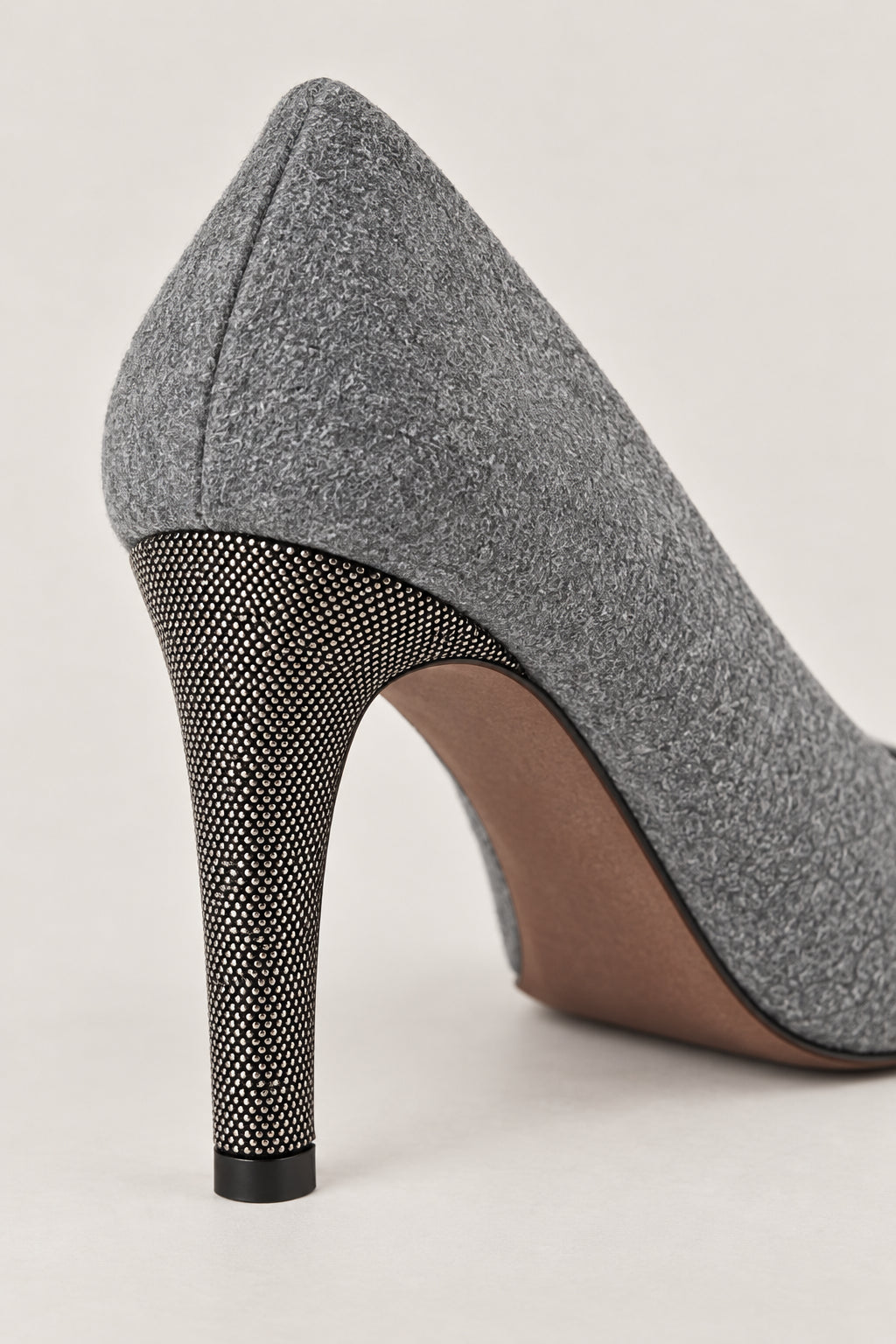 BRUNELLO CUCINELLI WOMEN'S GREY POINTED TOE HIGH HEEL SHOES