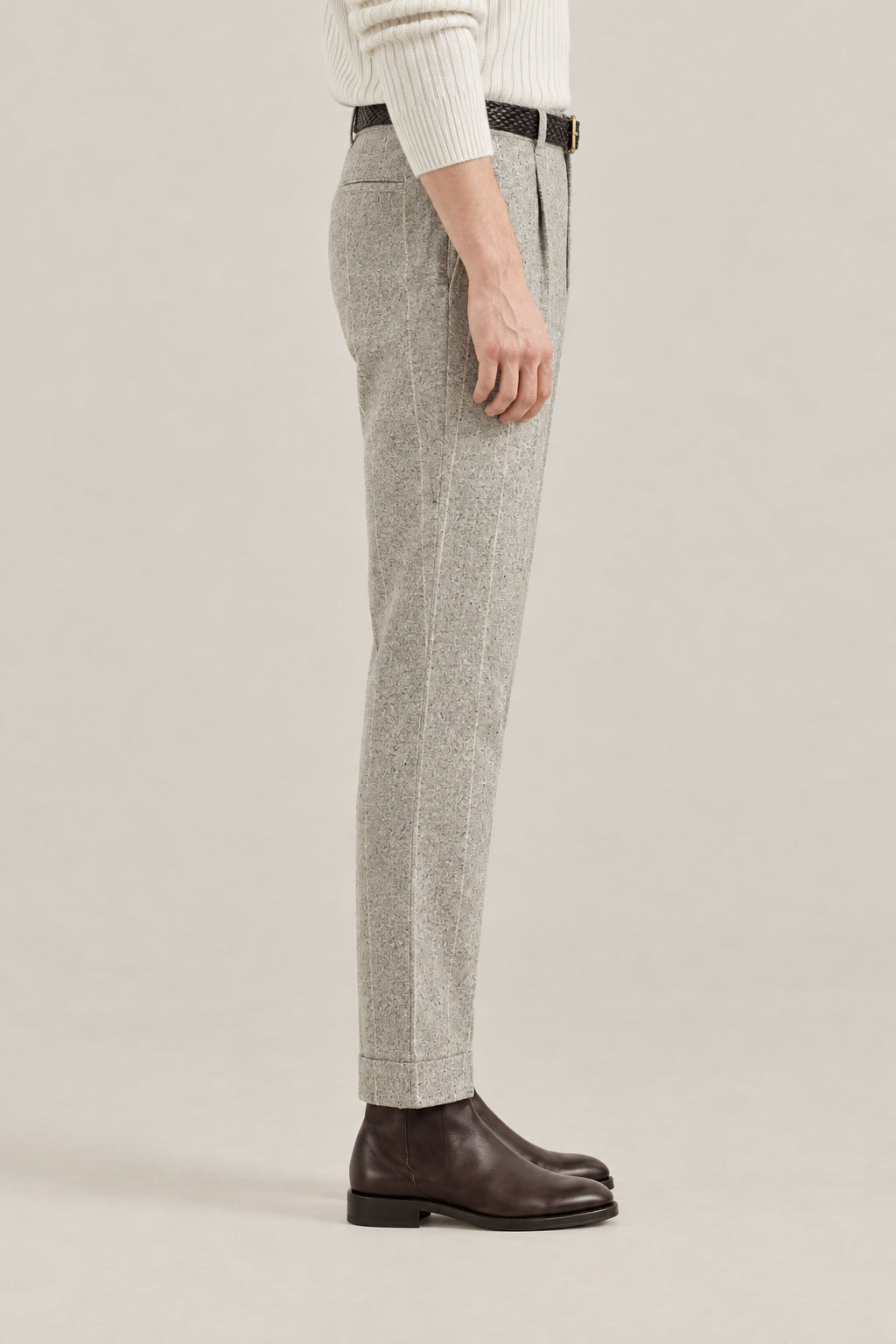 BRUNELLO CUCINELLI MEN'S ROCK SALT WOOL SILK BLEND PLEATED TROUSERS