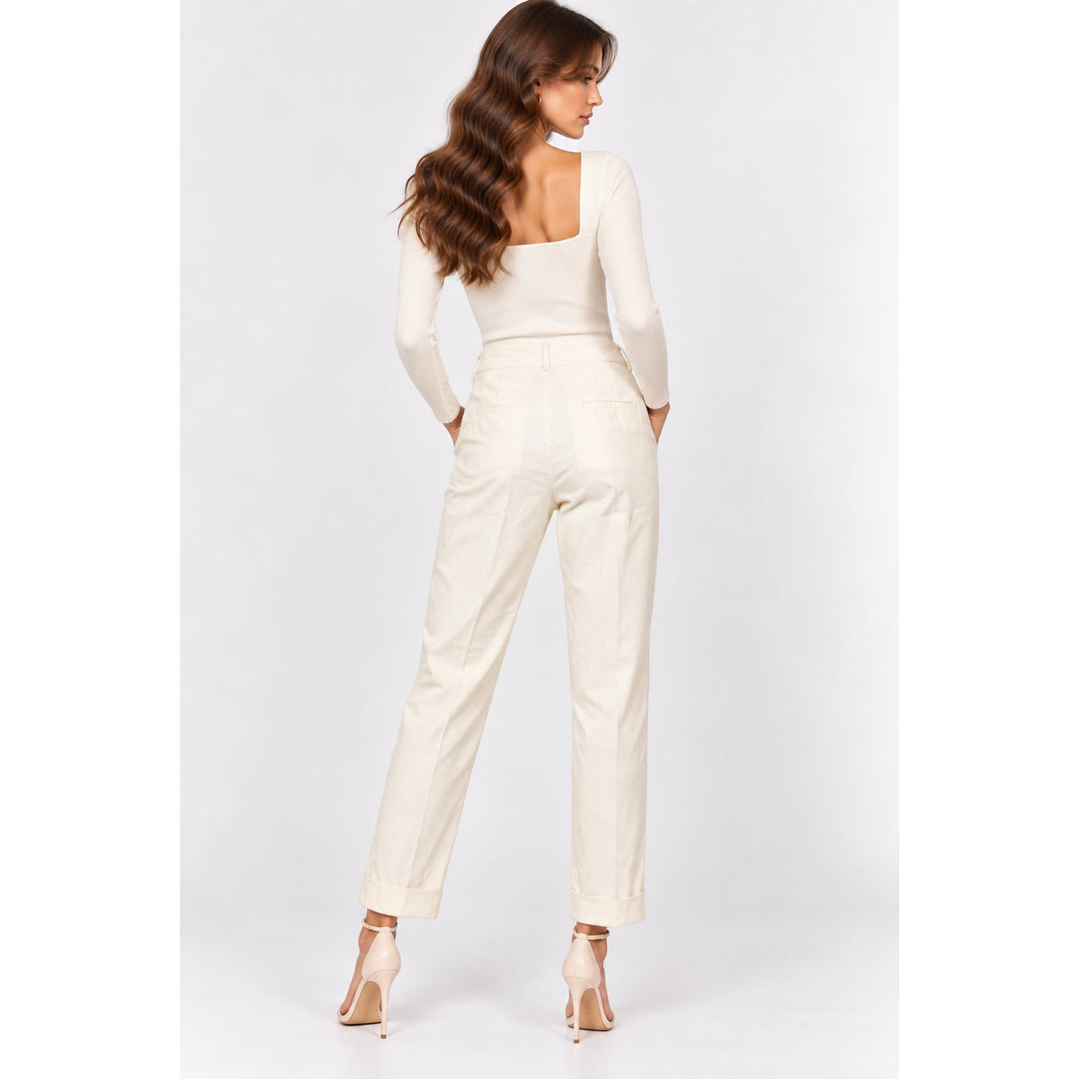Peserico White Straight Leg High Waist Pleated Cuffed Trousers White