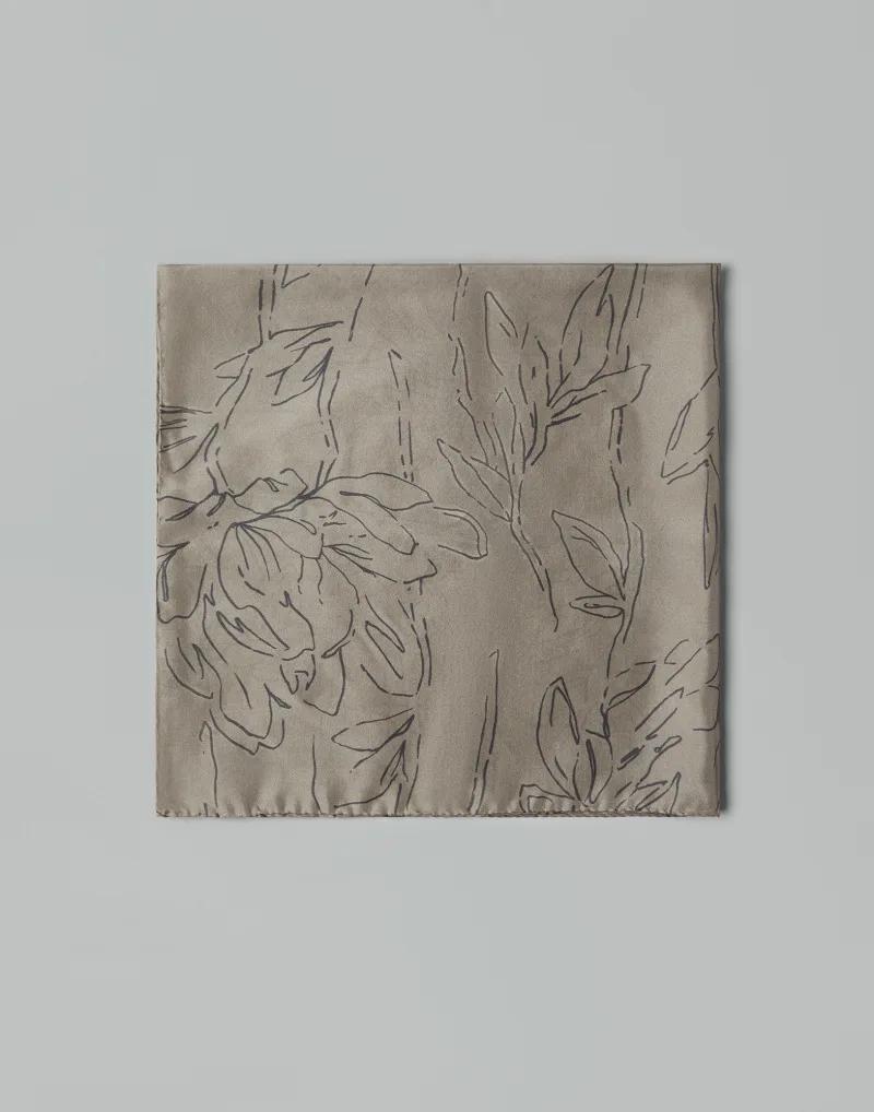 BRUNELLO CUCINELLI WOMEN'S KHAKI SILK FLORAL NECK WRAP