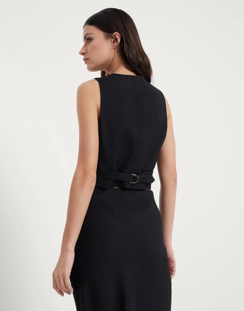 BRUNELLO CUCINELLI WOMEN'S BLACK TAILORED VEST WITH BUTTONS