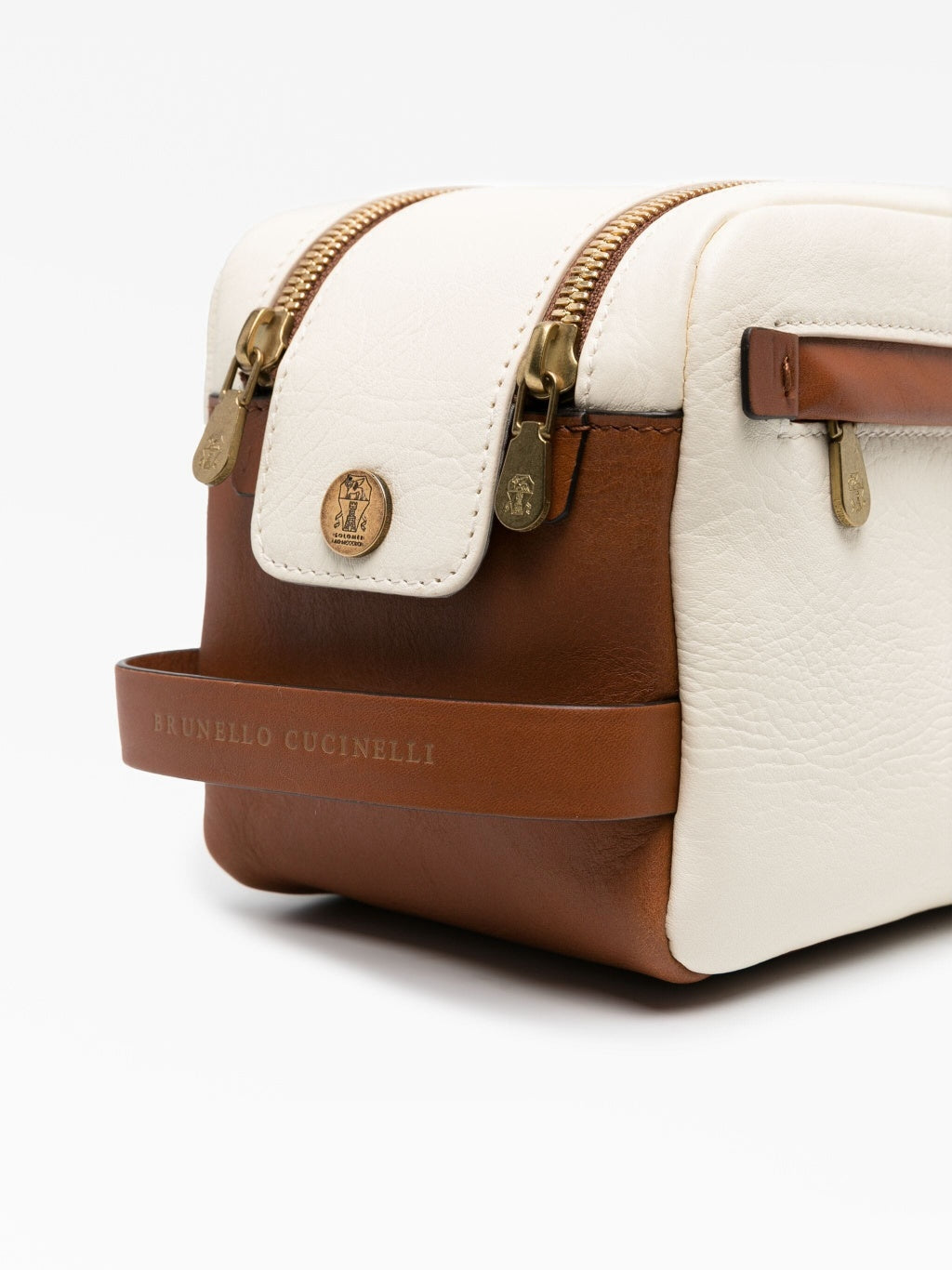 BRUNELLO CUCINELLI MEN'S ENGLISH WHITE LEATHER DOPP KIT