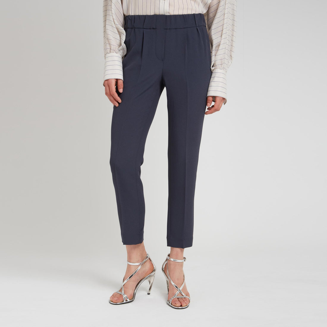 BRUNELLO CUCINELLI WOMEN'S NAVY TAILORED TROUSERS WITH PLEATS