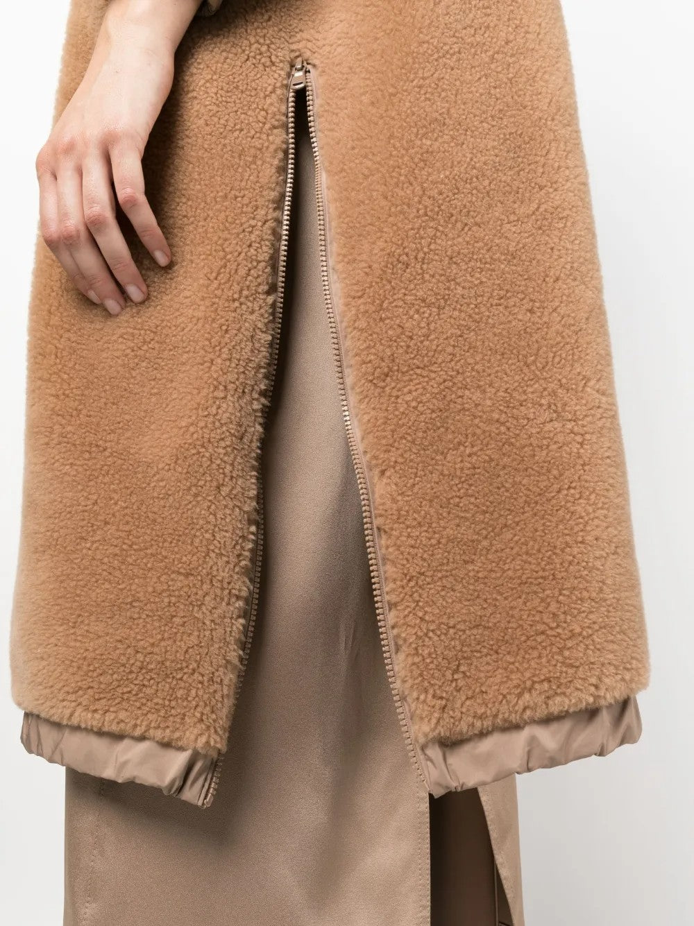 BRUNELLO CUCINELLI WOMEN'S CAMEL HOODED SHEARLING COAT